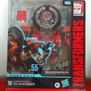 BRAND NEW, 2019 TRANSFORMERS, SCAVENGER, STUDIO SERIES 55, MINT IN THE PACKAGE!!